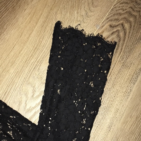 - ENDLESS ROSE BLACK LACE TIE UP FRONT SCALLOP EDGE TOP NWOT SIZE MEDIUM - Picture 7 of 9